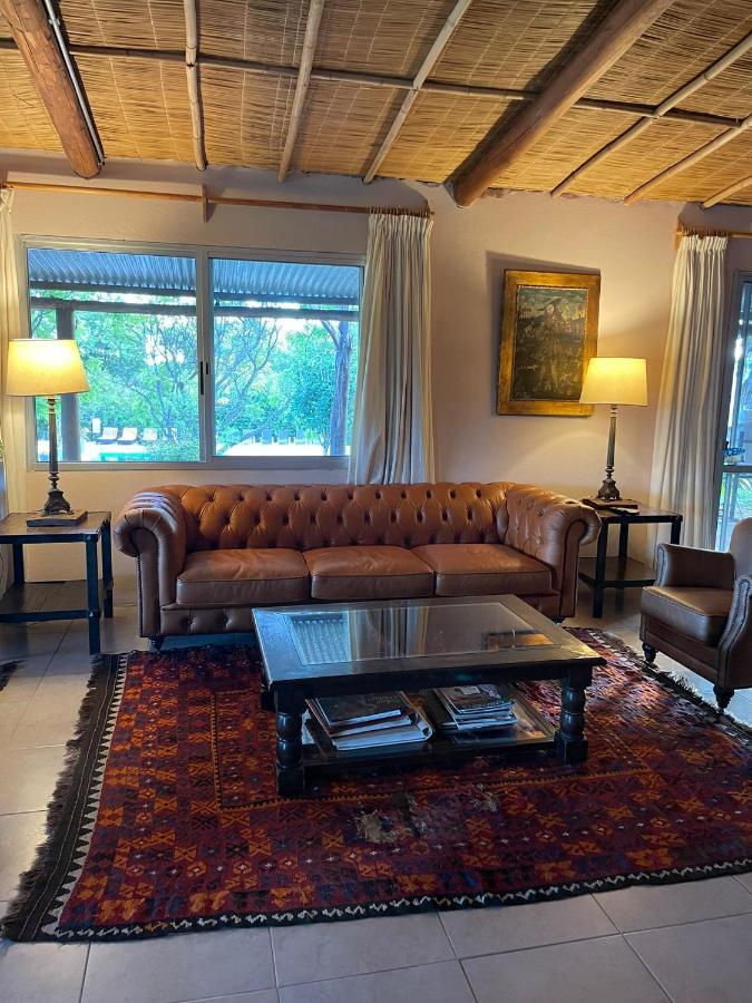 Hotel La Castellana Paysandú Extérieur photo