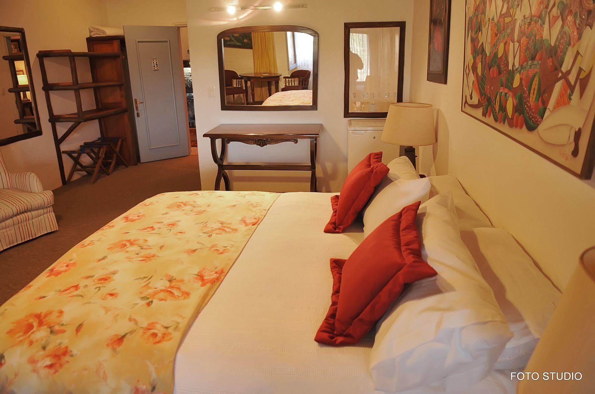 Hotel La Castellana Paysandú Extérieur photo