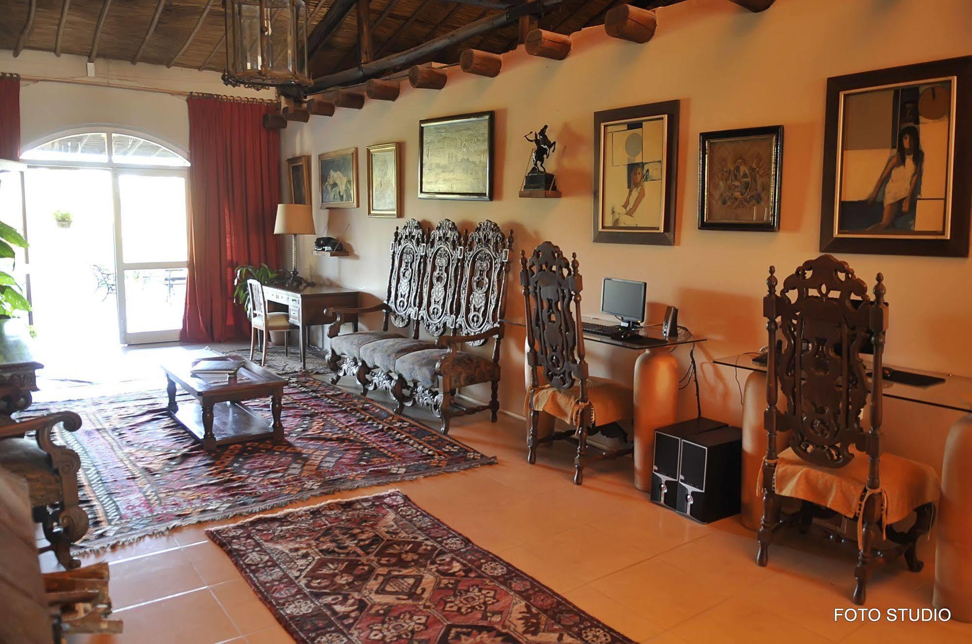 Hotel La Castellana Paysandú Extérieur photo